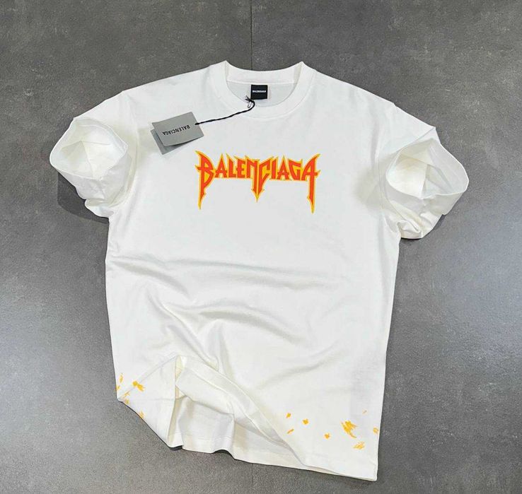 Нови мъжки тениски на BALENCIAGA в черно, бяло и бежаво