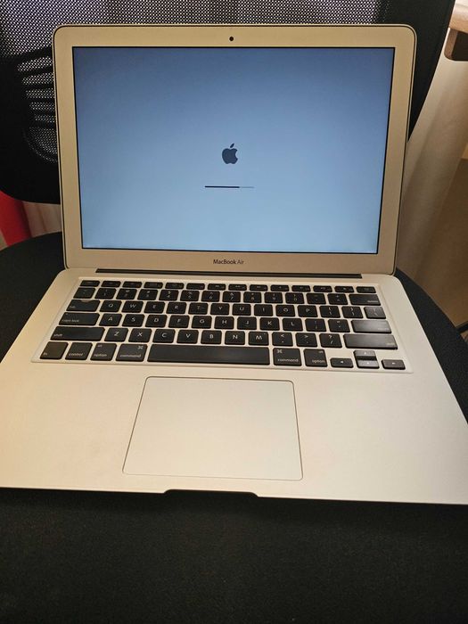 Apple MacBook Air 2011