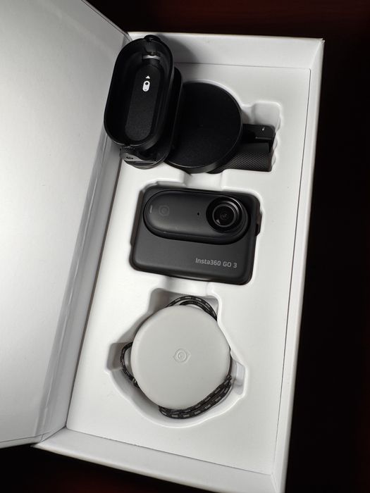 Insta 360 Go3 64GB full box + cutie