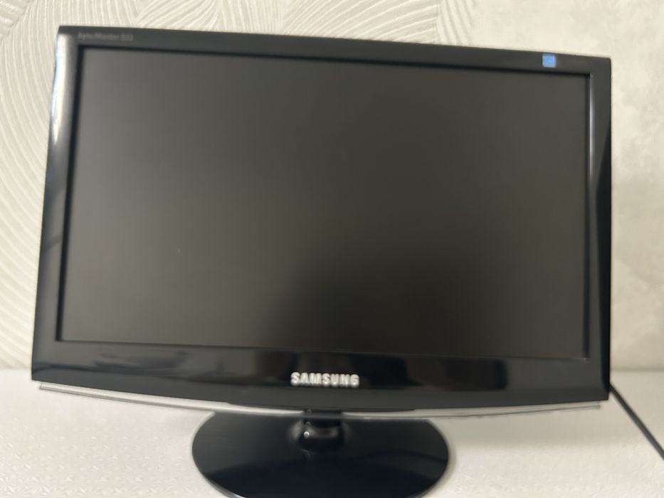 Монитор  Samsung