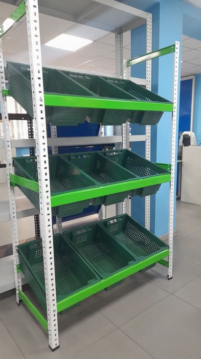 Витрины стеллажи