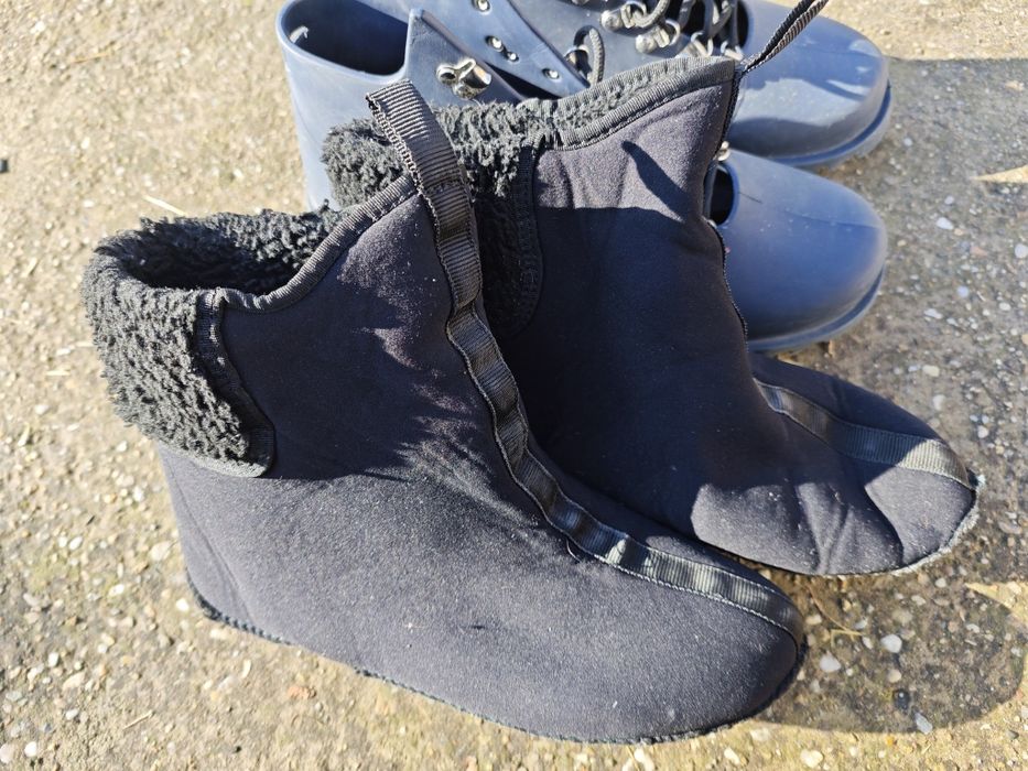 Пластмасов ботуш  + неопренов чорап