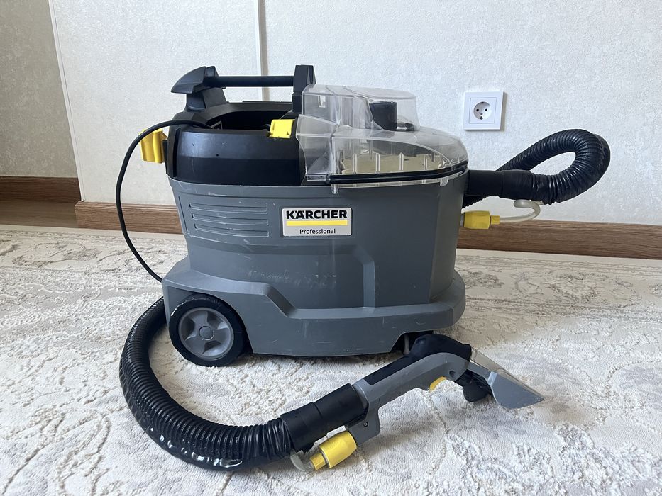 Продается моющий пылесос Karcher Puzzi 8