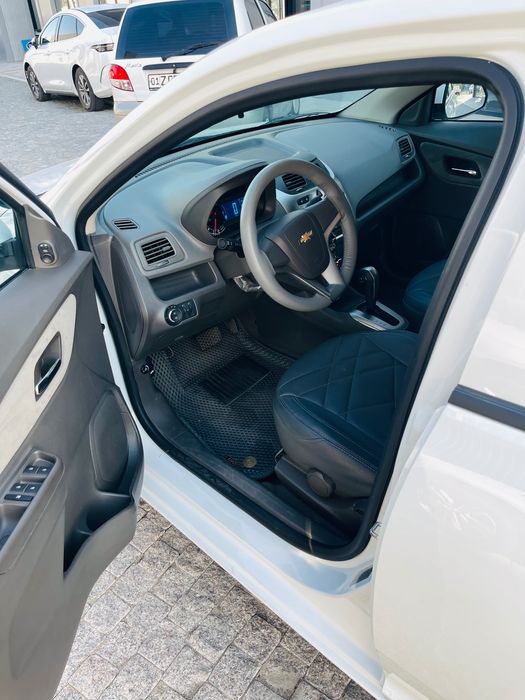 Chevrolet Cobalt 2025 — 6