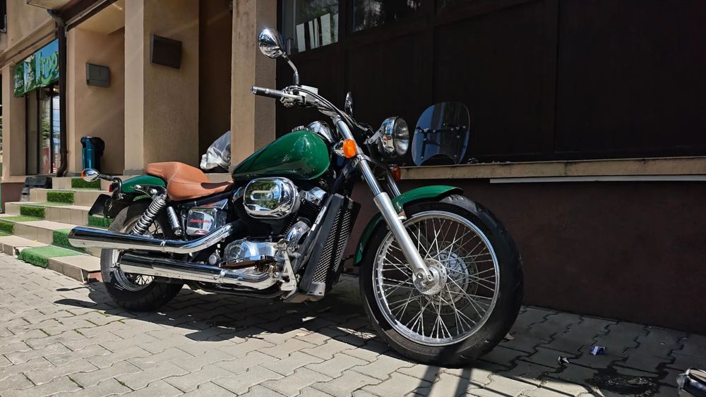 Honda VT 750DC Black Widow Stare buna