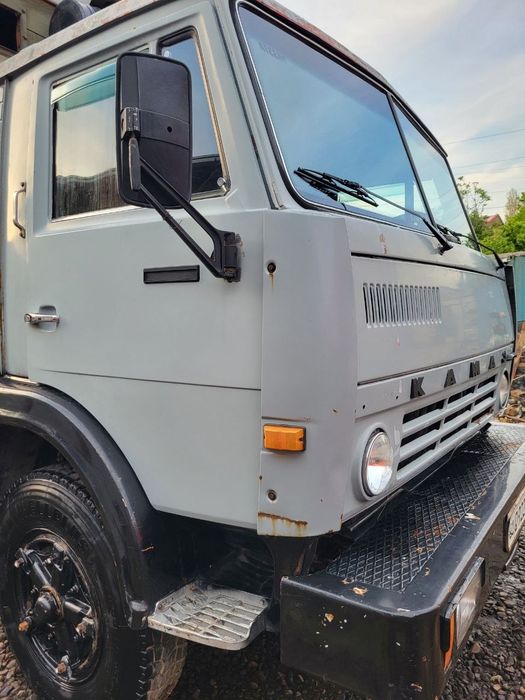 Kamaz 10 tonali 53212  balola yengide hadavoyla yahw srocna sotiladi