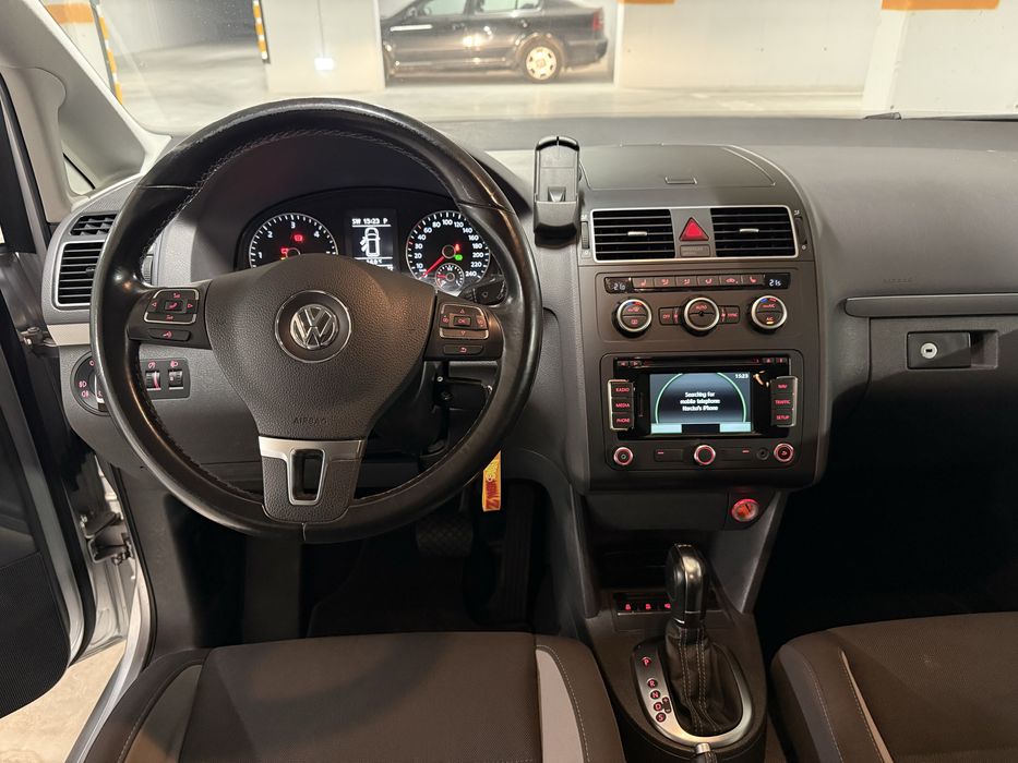 Volkswagen Touran 2014