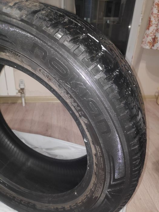 Комплект всесезонных шин Нокиан на 20 диски