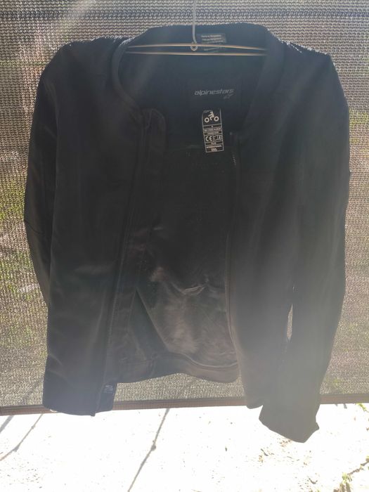 Продам куртку для мотоцикла