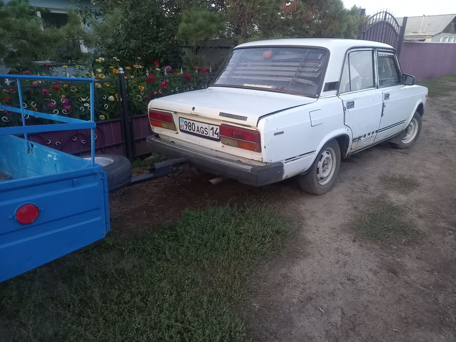 Продам жигули с прицепом