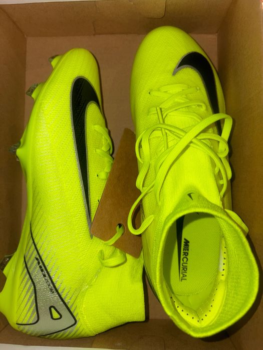 Ghete de fotbal profesionale Nike Mercurial ACC