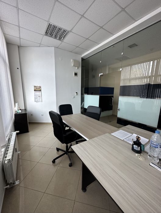 Дава се под наем Офис в София, Младост 1А - 18 кв.м за 289.17 € - Снимка #3