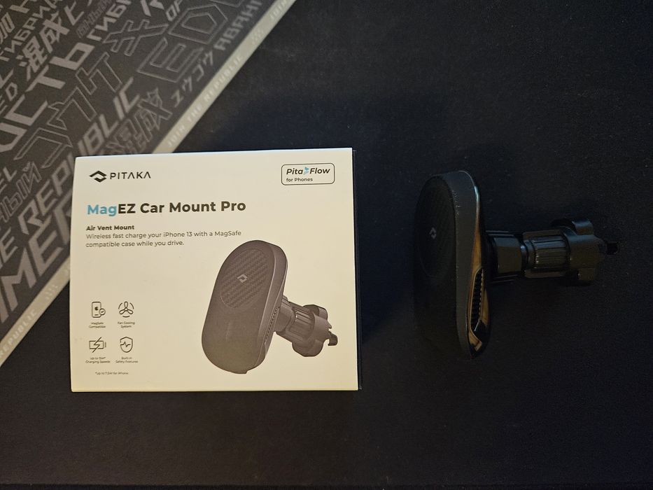 Pitaka MagEZ Car Mount Pro