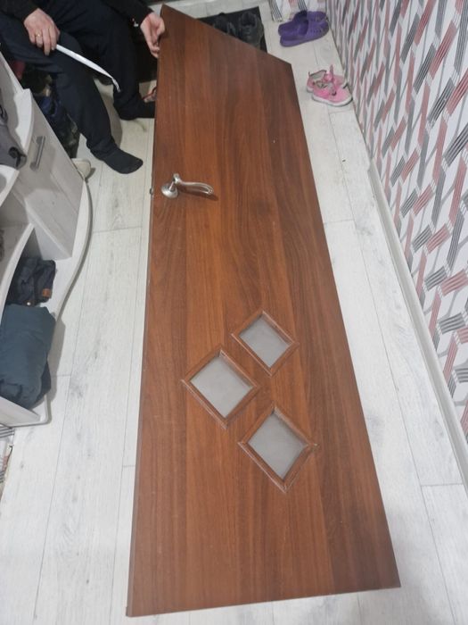 Продам дверь бу 4000 тг