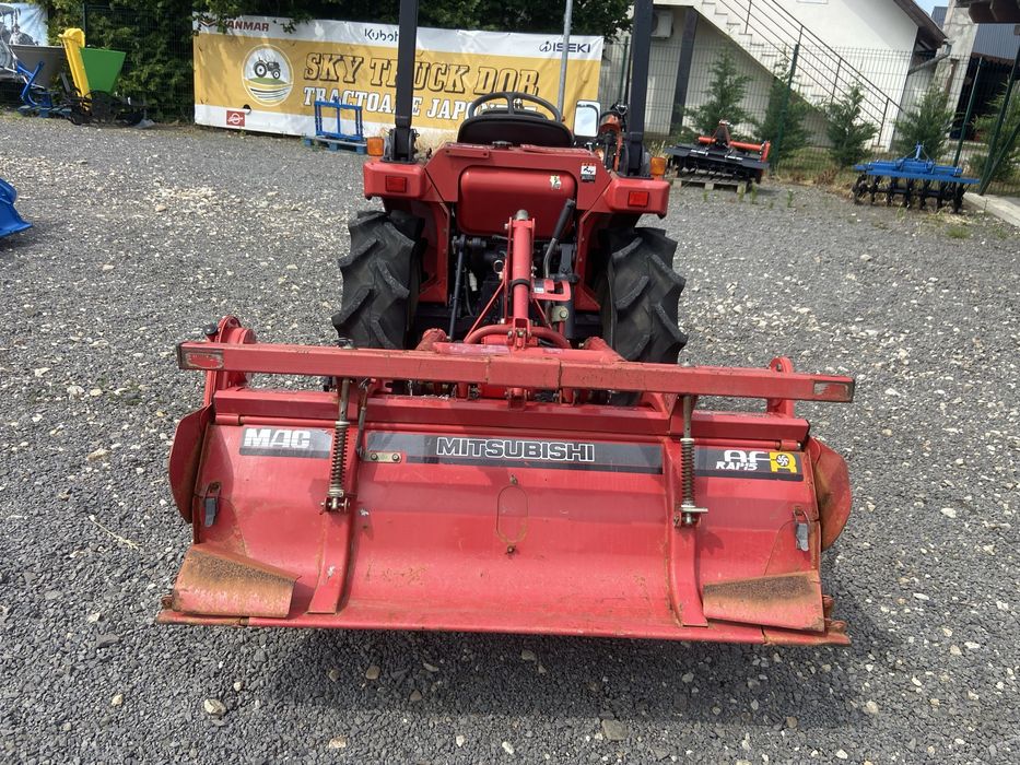 Tractor japonez Mitsubishi MT200, 4x4, 20cp + freza