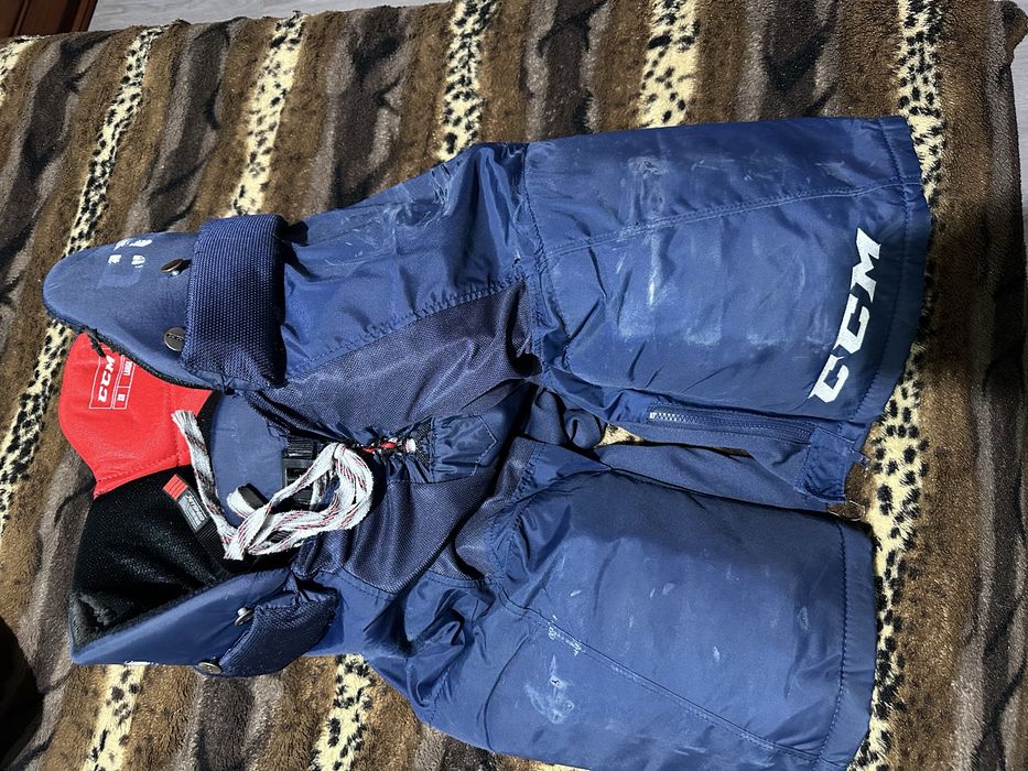 Продам хоккейную форму