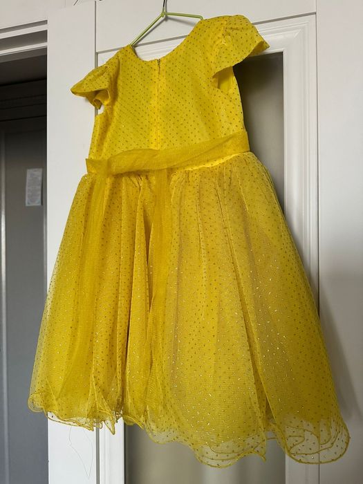 Продам платье на девочку