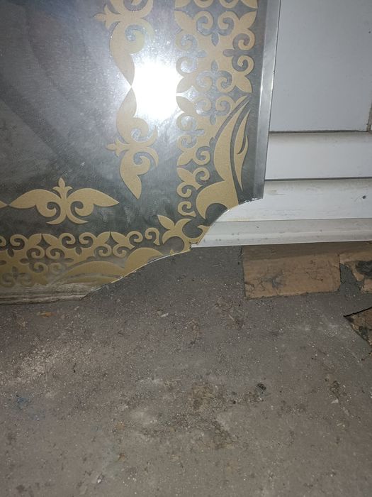 Продается зеркало