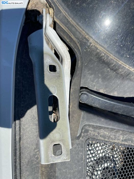 Balama Capota Dreapta Completa cu Capsa Pirotehnica Protectie Pieton Audi A3 8V 2013 - 2020 Cod 8V0823302F 8V0823823F [B4135]