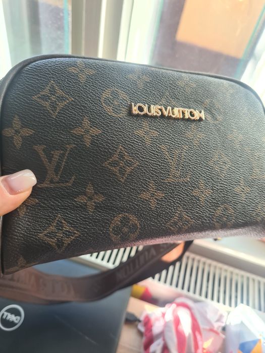 geanta Louis Vuitton