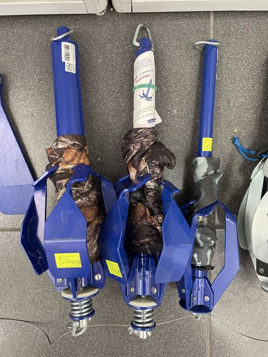 Якорь для лодки