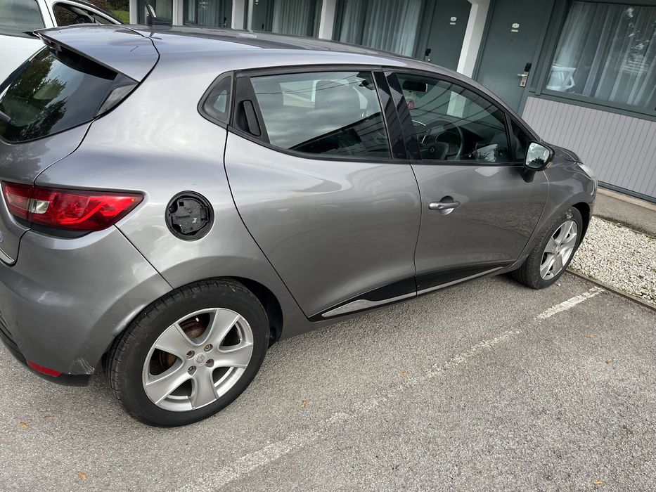 Usi clio 4 2014 pret pe bucata goala