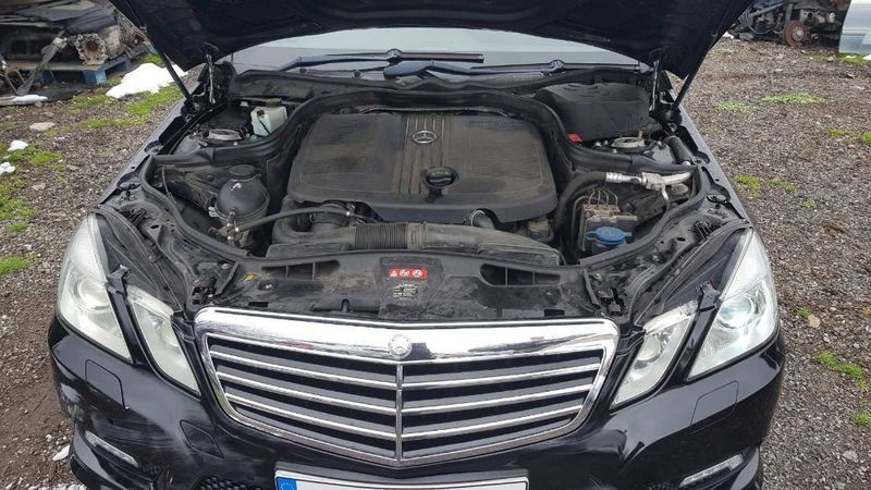 Mercedes E220 AMG пакет W212 на части