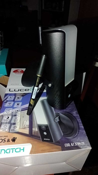 camera supraveghere cu lampa led metal, card, alimentare