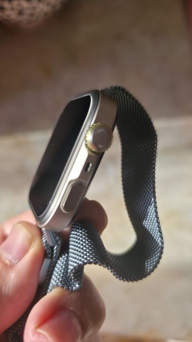 HUAWEI WATCH FIT 4 Pro Titanium Color Body with Green Woven Strap