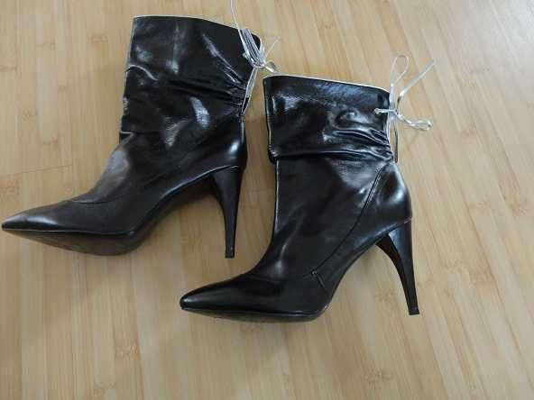 Cizme Sveta NOI trei sferturi din piele fina marimea 39