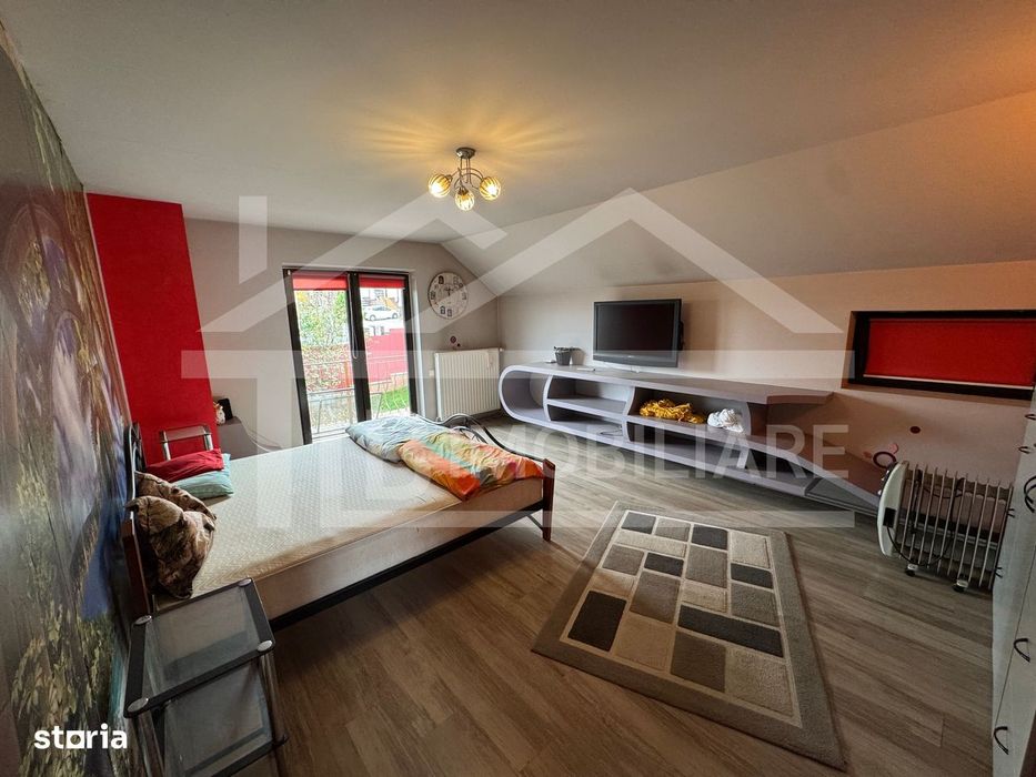 Casa cu 4 camere, 230mp, garaj, Zona Corunca