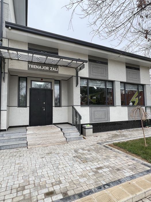 Тренировке в тренажерном зале Underground