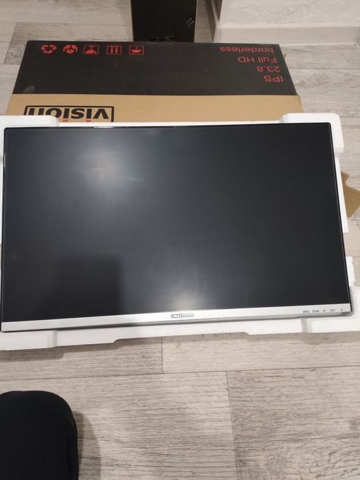 Продам монитор 24, 60hz