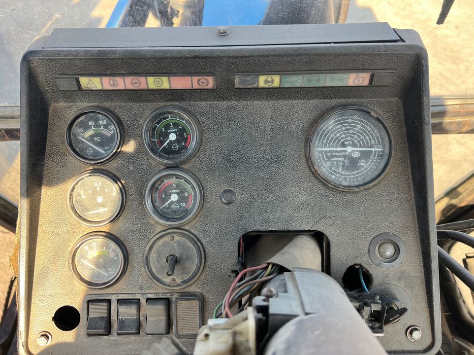 Продавам трактор МТЗ 82