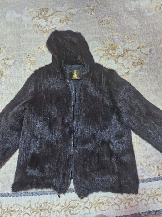 Продается вязаная норковая куртка