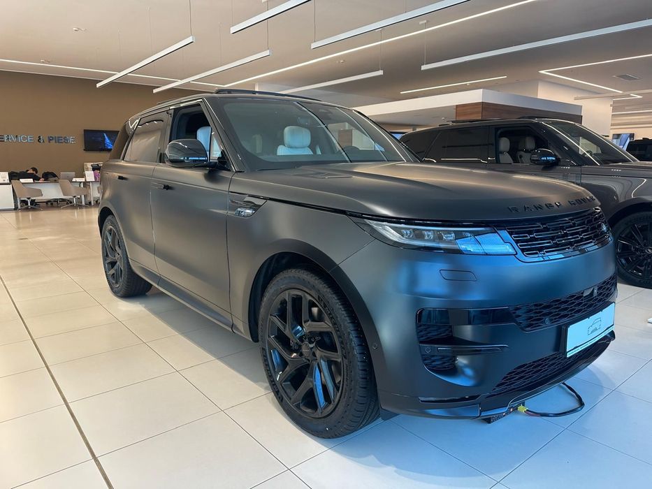 Land Rover Range Rover Sport 2026 benzină, 139.732 € — imagine 1