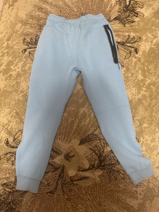 Pantaloni nike tech fleece