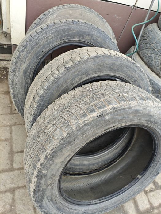 Продам Dunlop всесезонка 4 балона