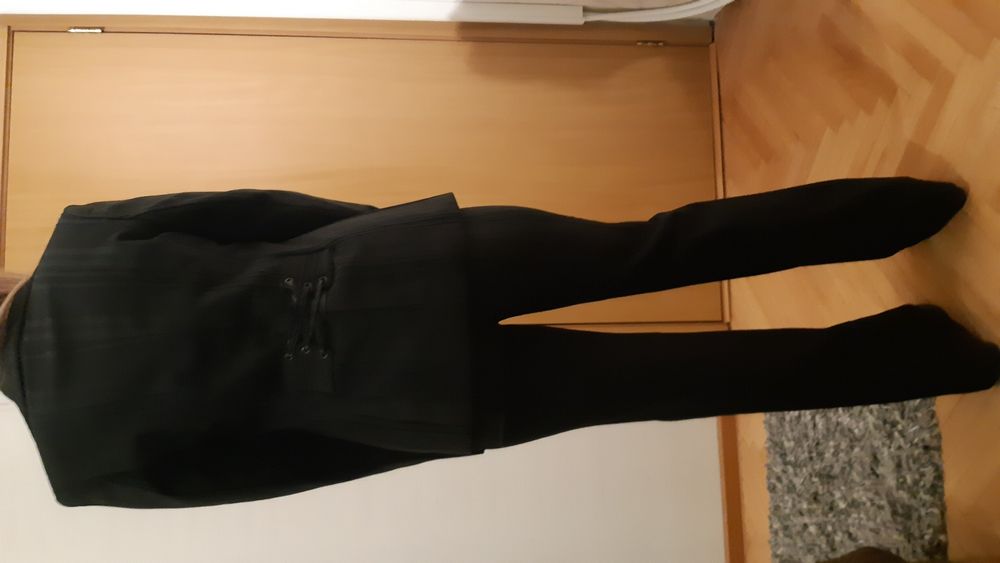 Черен дамски костюм с панталон 38EU / BG 44