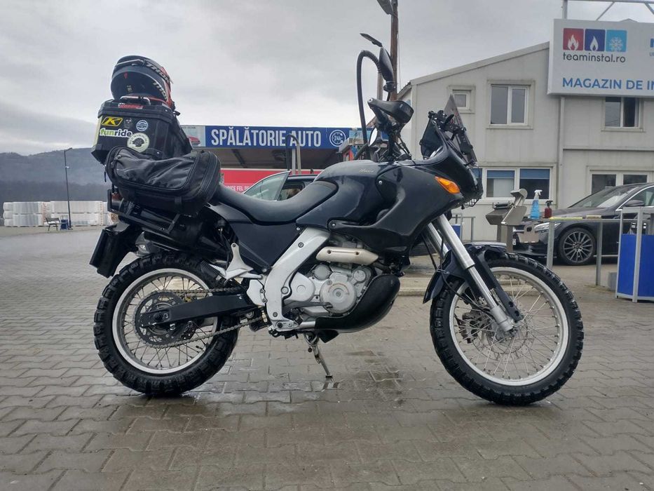 Motocicleta Aprilia Pegaso 650