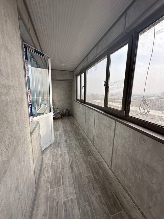 3 xonali kvartira sotiladi