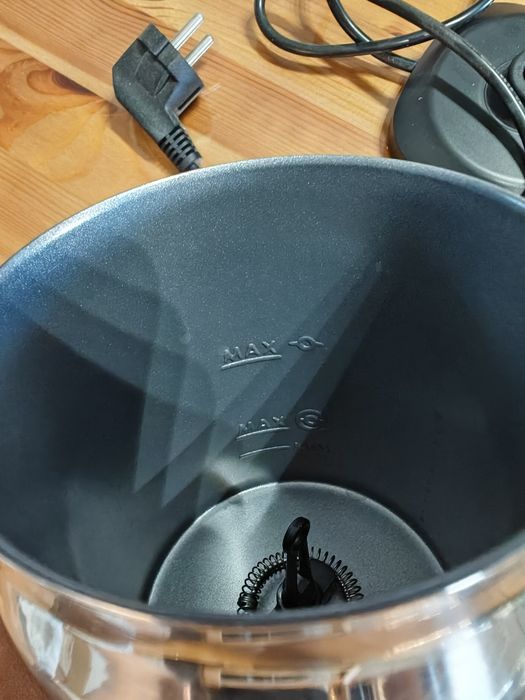 Aparat de spumat laptele