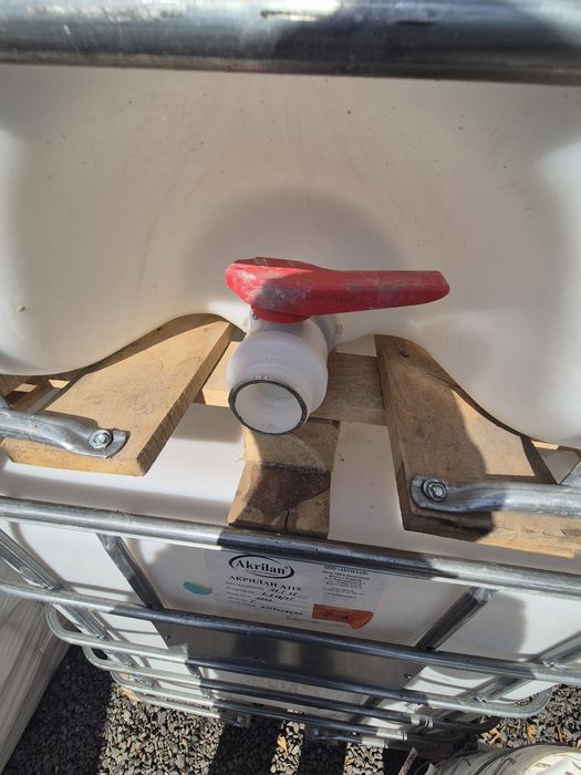 Продам евро куб и бочки