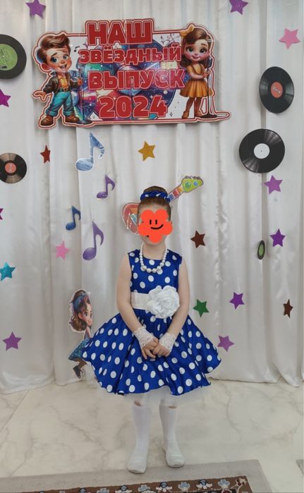 Продам платье на 5-6 лет