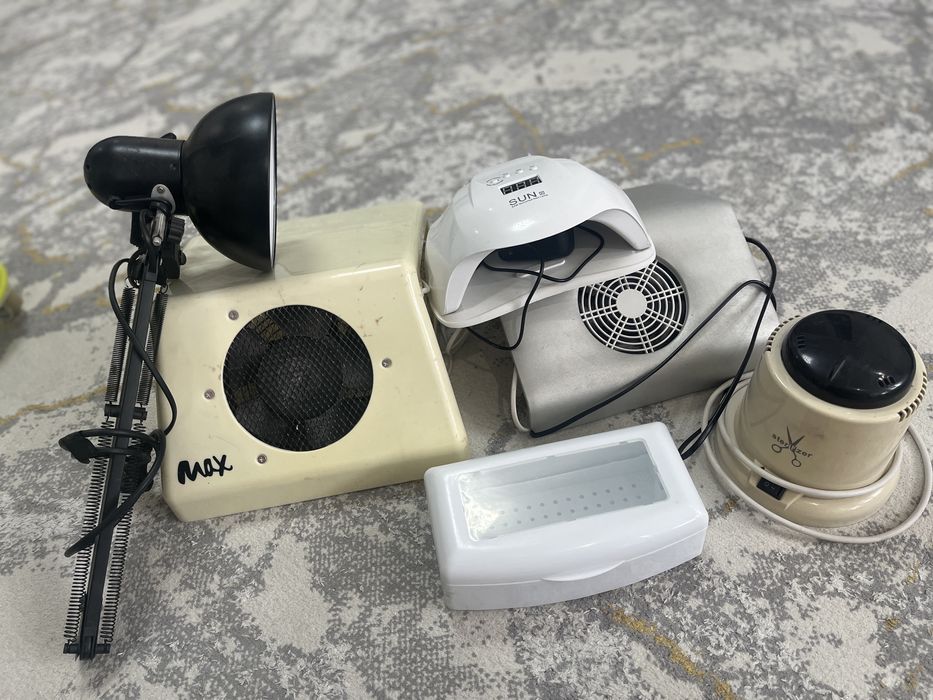 Продам маникюриные наборы