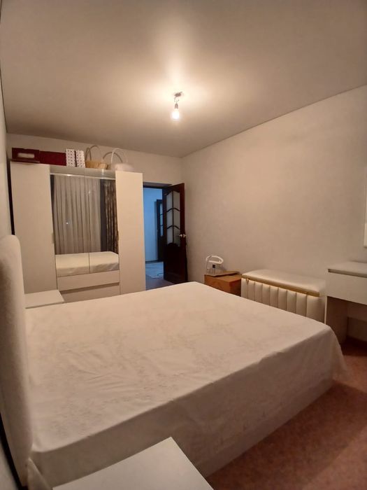 Продам спальную гарнитуру