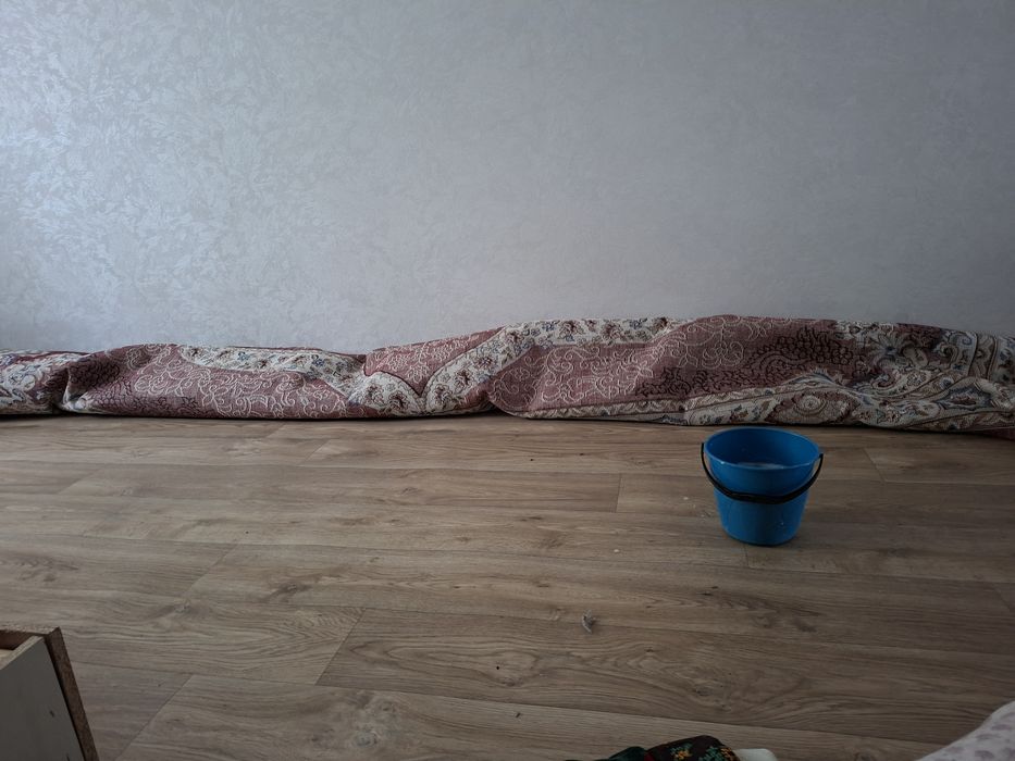 Продам ковёр размер примерно 3×2