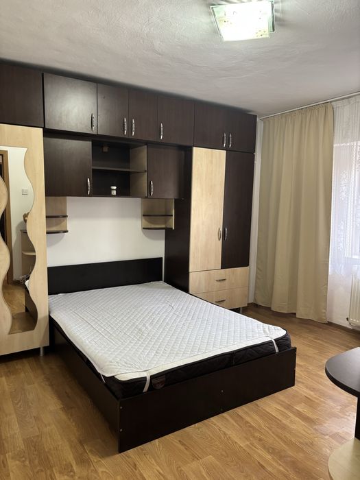 Garsoniera de inchiriat - orasul Pucioasa, Dambovita