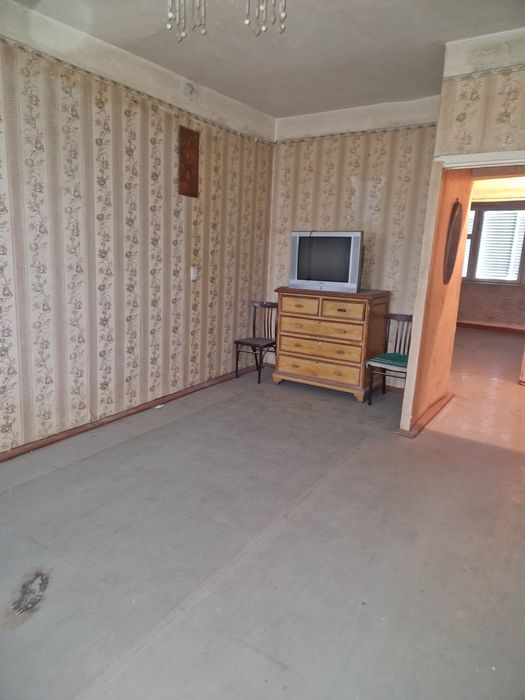 2 xonali kvartira bez remont