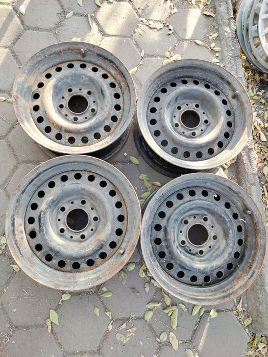 Комплект дисков на БМВ